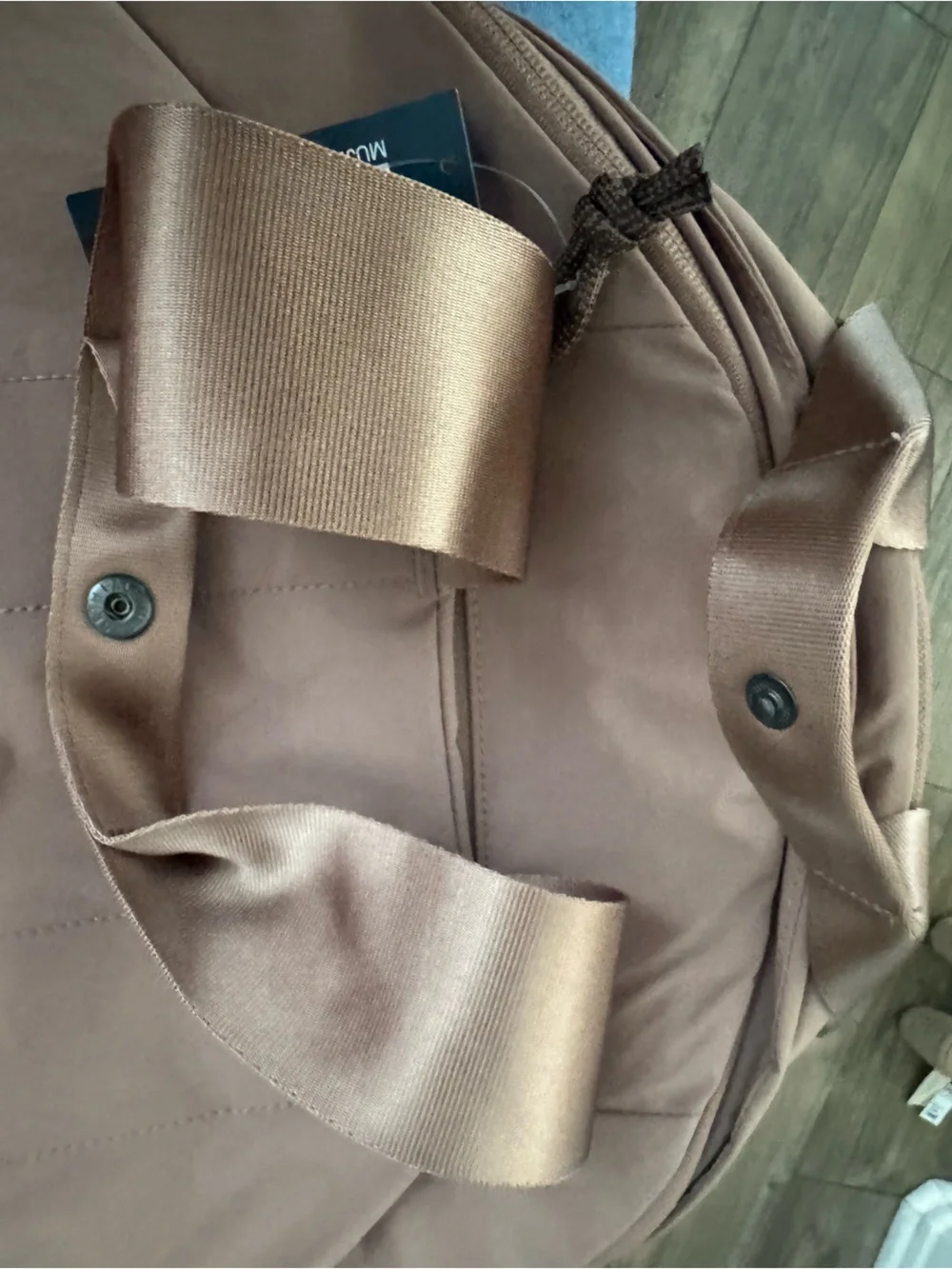 BRAND NEW THE NORTHFACE NEVER STOP DAYPACK BACKPACK IN COLOR LATTE